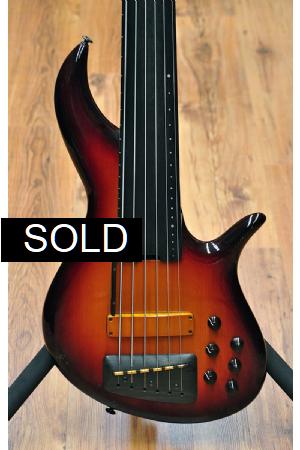 F Bass AC6 (1997) F Bass AC6 (1997)